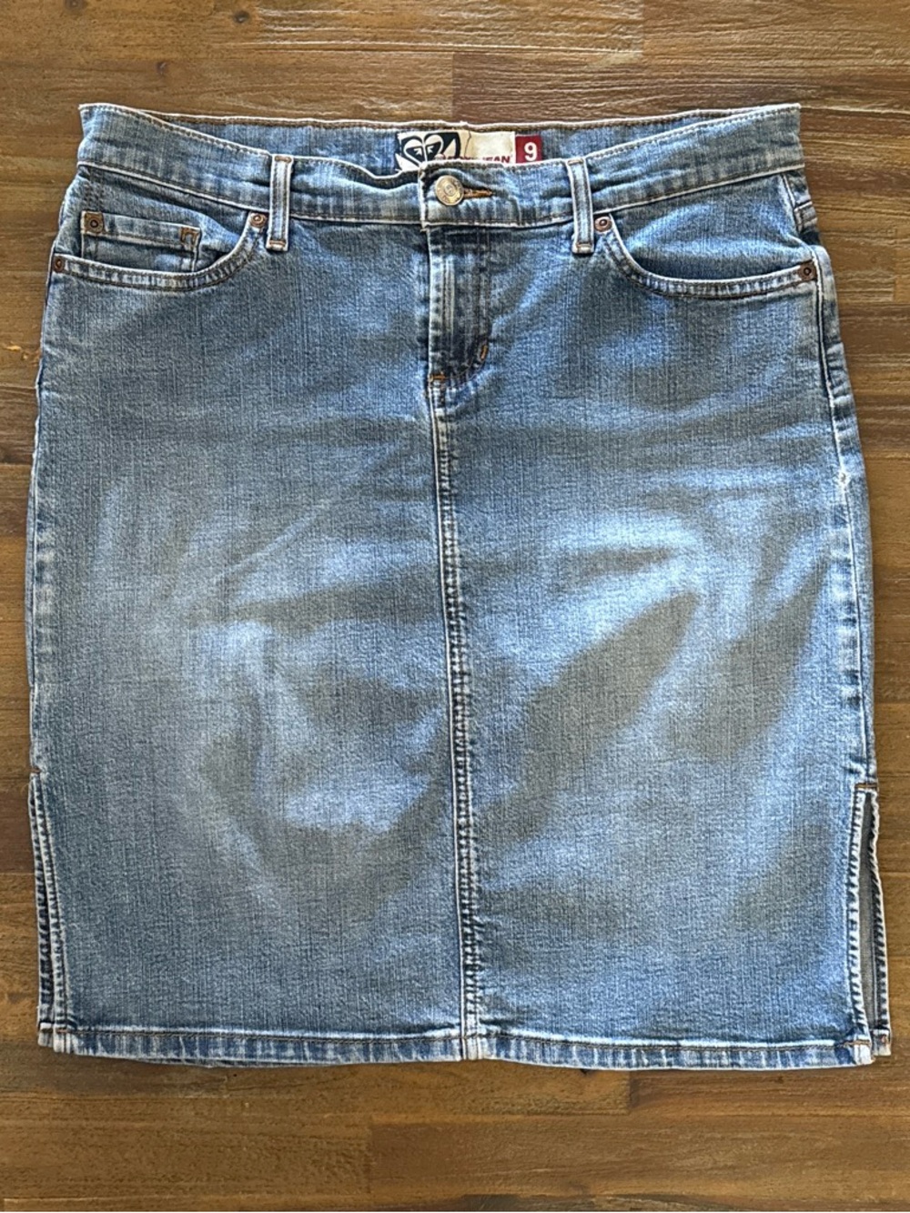 2000's vintage ROXY jeans denim low waisted
midi skirt